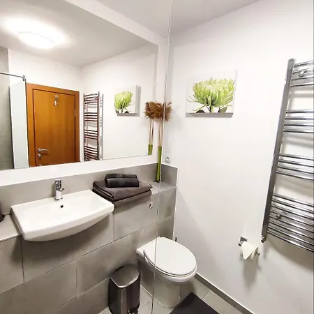 Gala 2bedroom 200m From Gondola Apartman